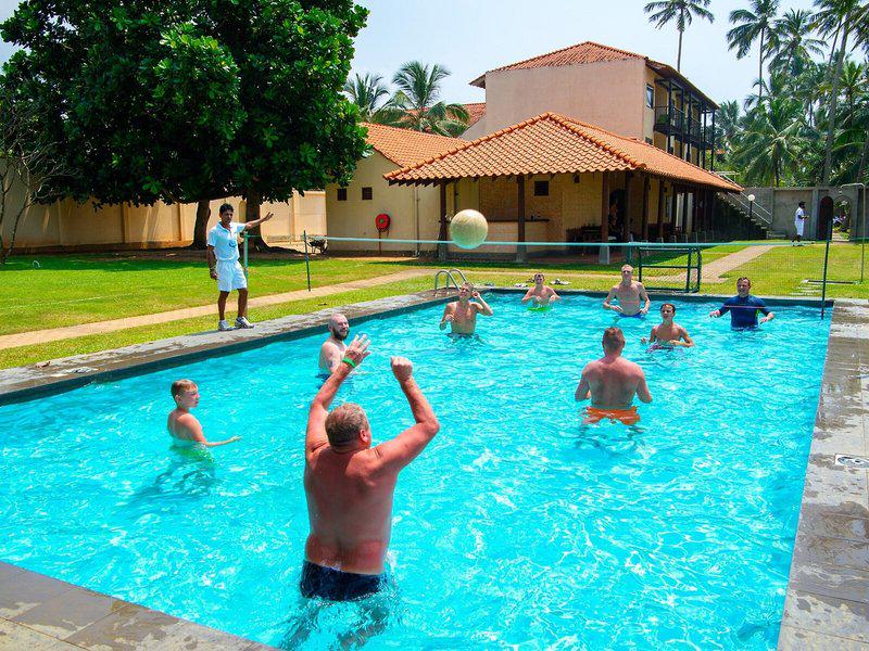 046755A2D3EF35529C8F13F3CDB33353