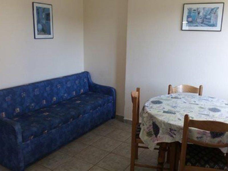 0688E68C3358457A781D4608FE8A286E