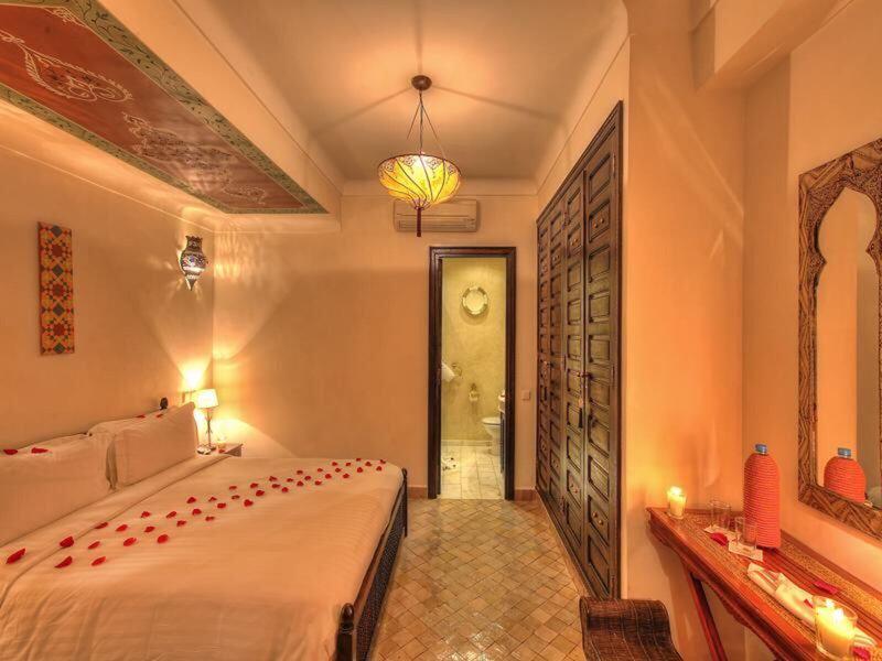 C6902C5E3D71E9B53B5D6F0B148ED0F2