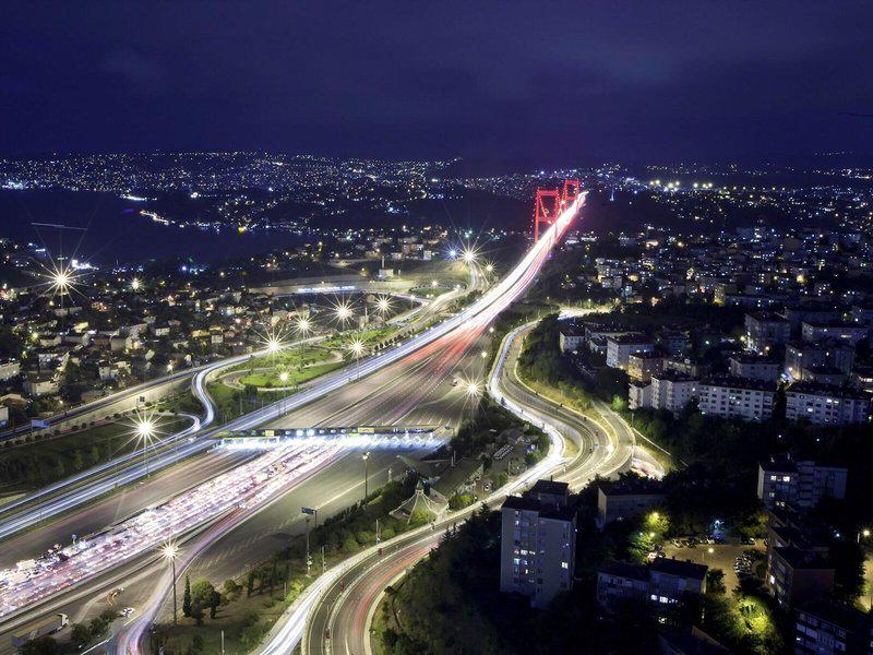 B37C0CC197BF643D6B8D307F9E2E92CE