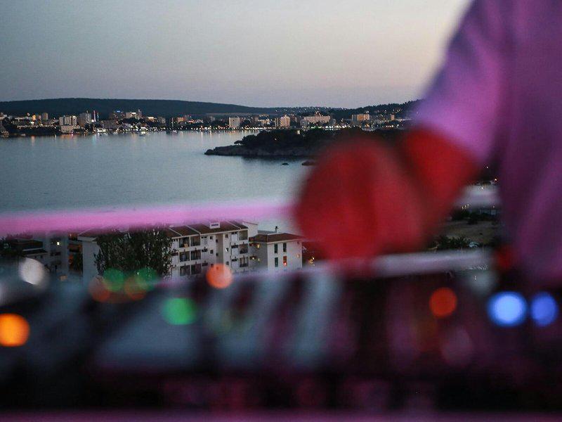 E4B2AE5D57A8B3AFEE42BE537DD0FA0C