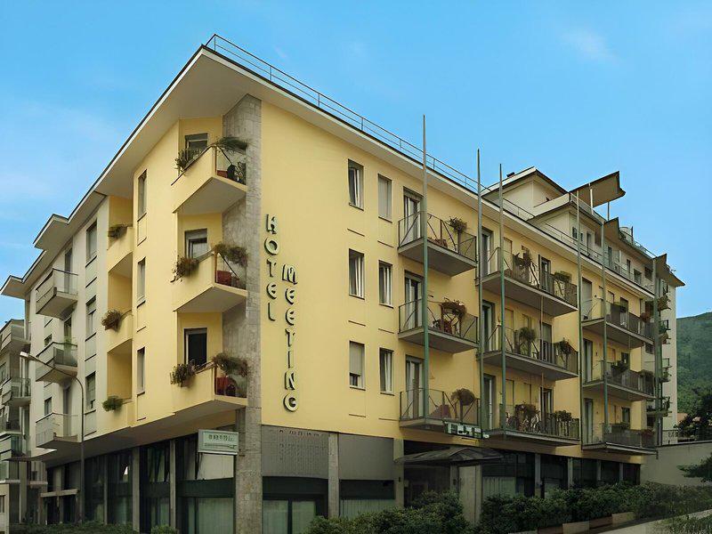 3439FB46F3D26490BF89053DCC186ABC