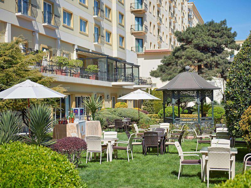 53F020B0DA3B2AF062B2E23EE44B6EB7