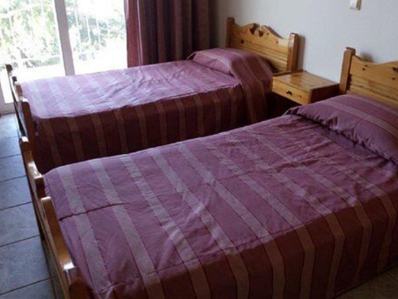 E575AF03EE74ED35A7D2783D20236982