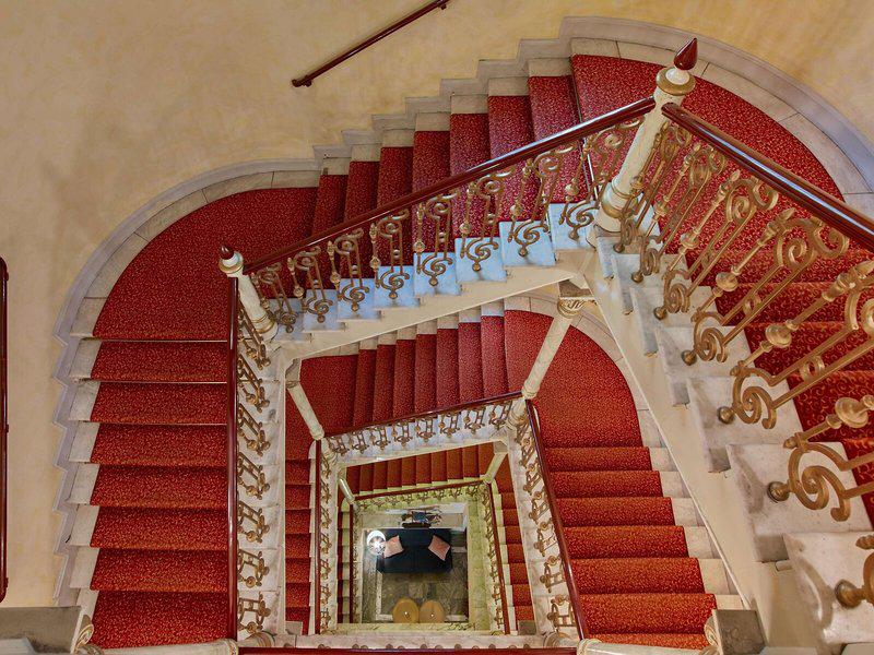 8A146E2963D95E0AE1CBB1440E58FD4F