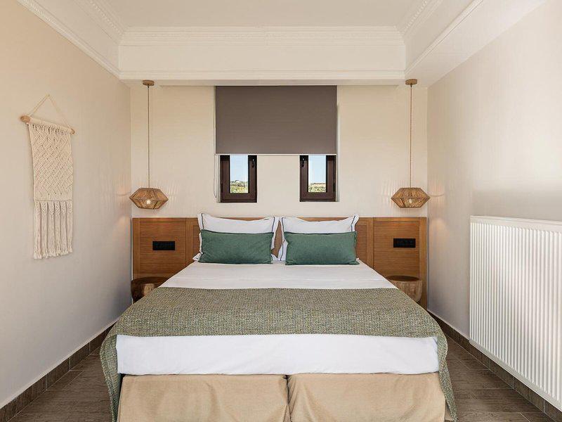 0BC9E81FC6D8742BFA5B34B3B2461A8E