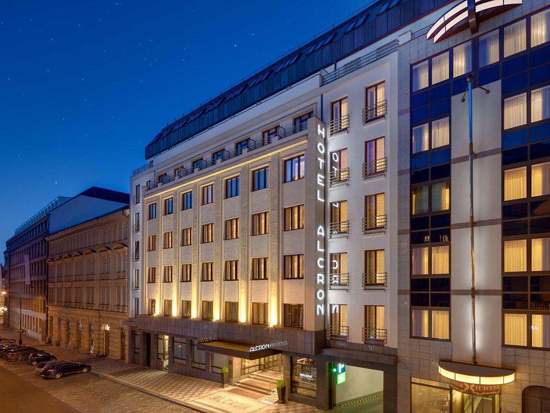 4740AB118F0307BA73A53D7E26C40C77