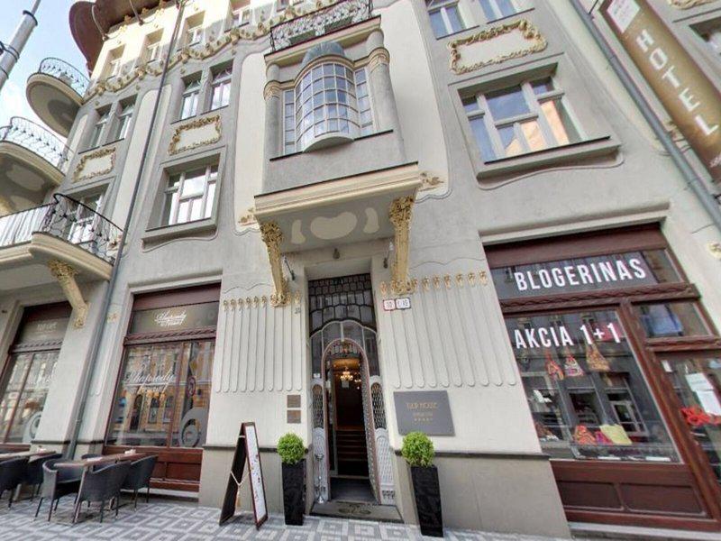 88D3CB2D245BD9C4F7F657C0FFF334C4