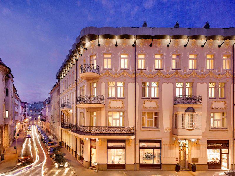 E923FFA3E2B81FF074EB9AEDD50B9D29