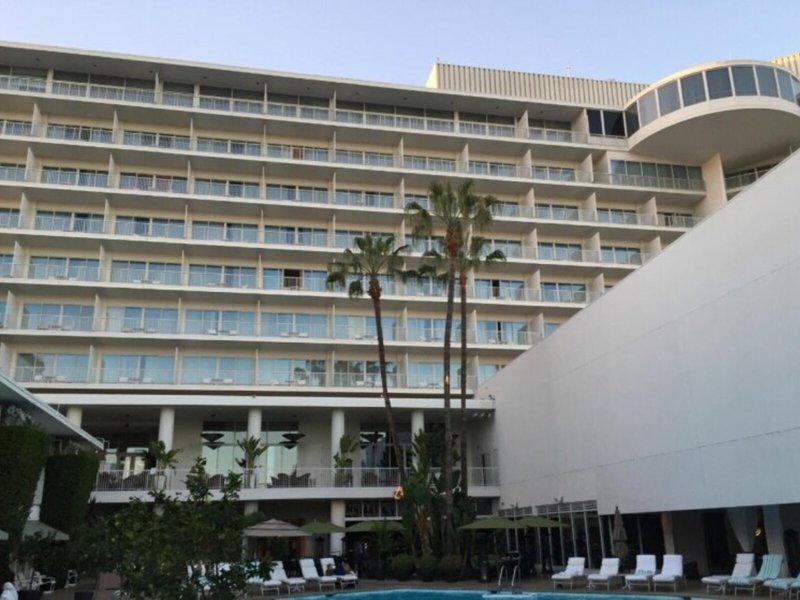 5D9043C06A026F0B67B8EEF1E5F45F4E