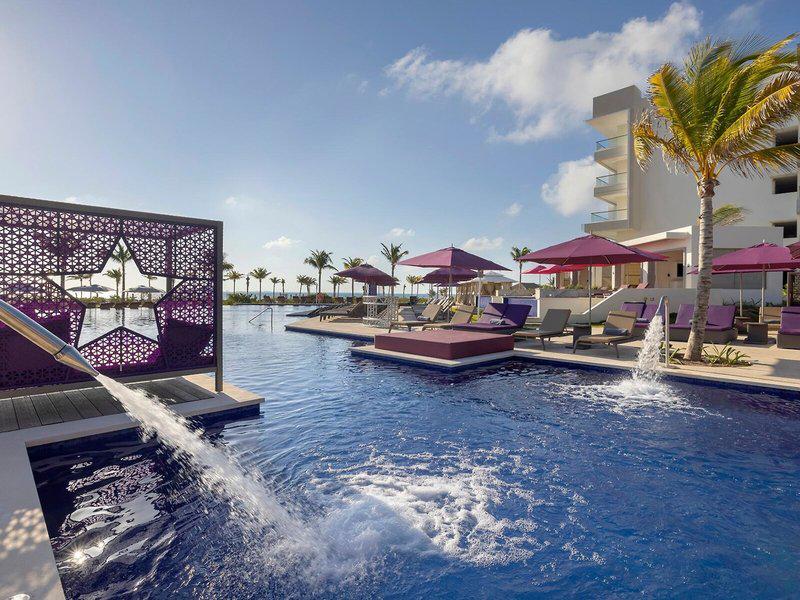 B0DE7EEA14B8A558F5A26E636E8AA340