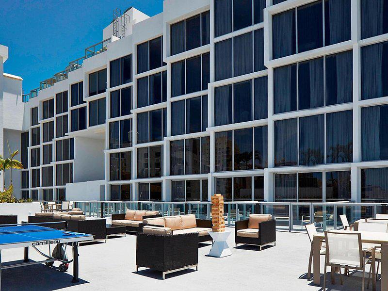 2C03247D63EDD7326C3ADE6553FF5D6F