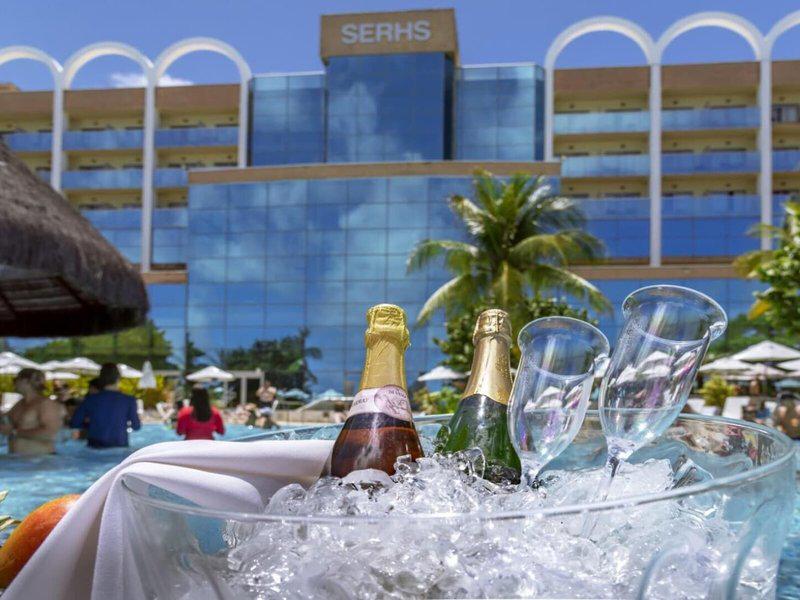 A7364DFEF1852F86B9590DD10B1429C9