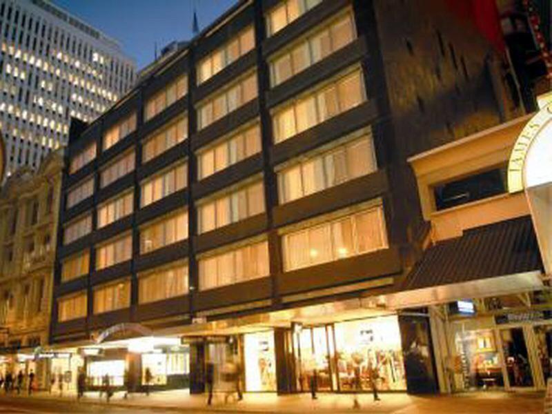 6339581CF9A03E3353893AC2E272B8CC