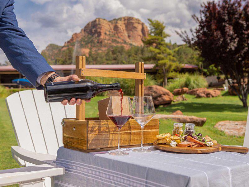 EA28FC7E163D4A3A97AC14C38E9E2D76