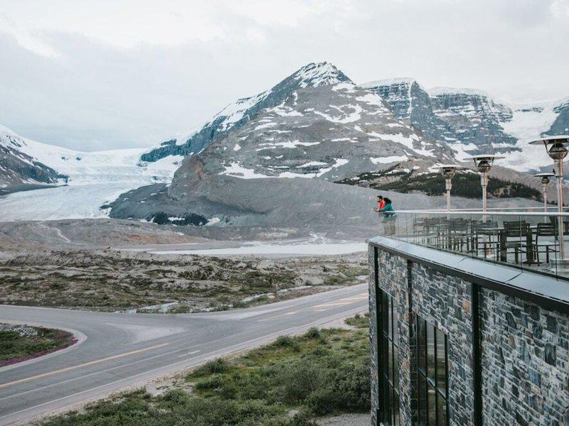 4B3CC85F6DEB7F448D4441AFBBD190D0