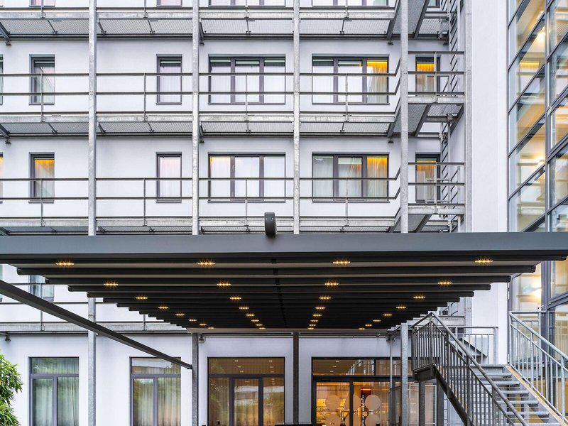 9A80B241062BA395FB1F48C7DD5DCE05