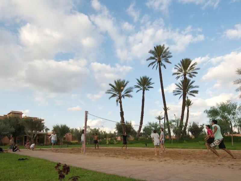 898A318A64BAD86EB63670E040B798B3