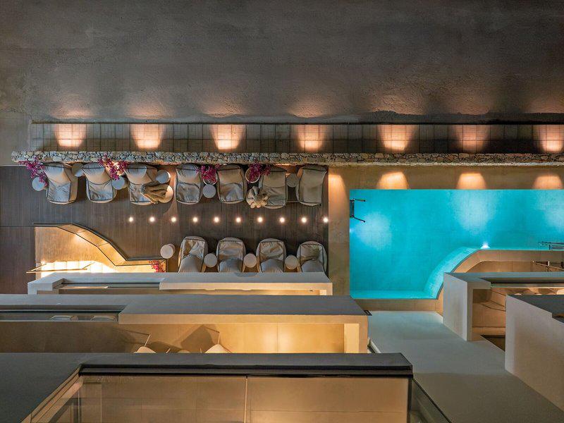 FC10EF718F49AF046795E3EBD9BC9649