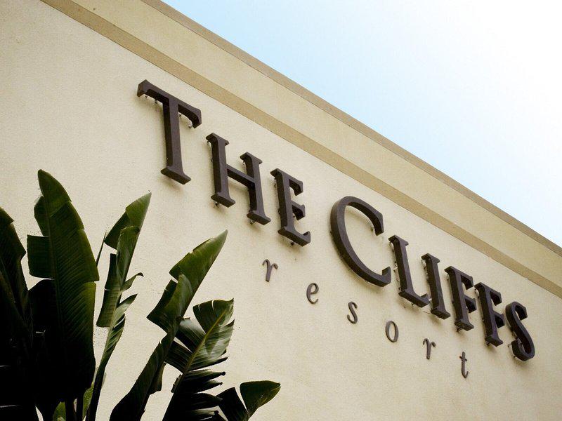 15D9F566B35B637E9D390EFF1990EFB4