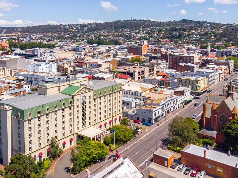 F11F4B902A6240E75D636C82A3371F70