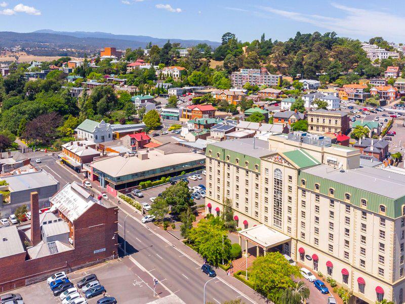 1879A47D341955E962E856751105F9D3