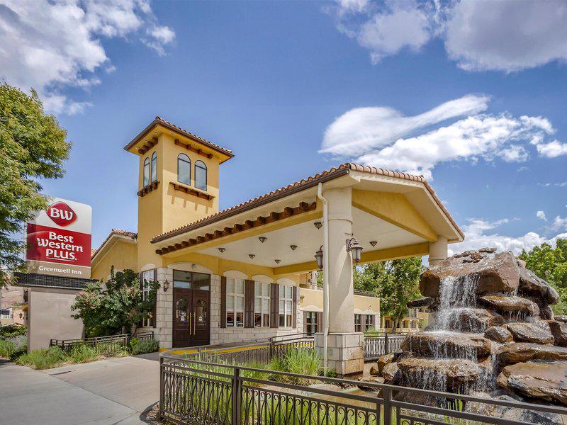 57B1CEE6D1E246693BFAE44584079673