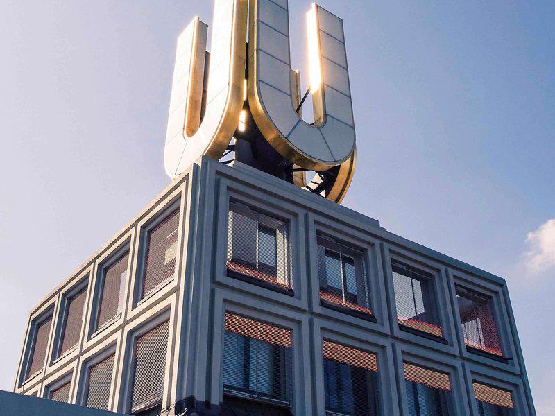 A9A9B8F59EF33A0E677033D6AAEB6392