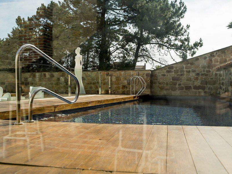 12DEBC4F2154A107A85958C2A3E2180A