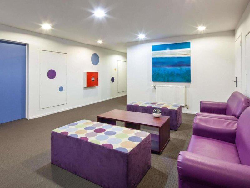 933F68D5FE021ACC840718052D5A61AD