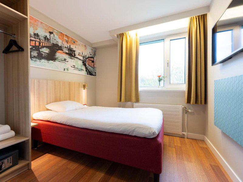 8B4218931846F6192A9567133F0E29AF