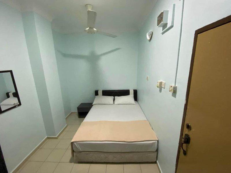 8E18B57BD8F6ED6A580D99B77A8D0886