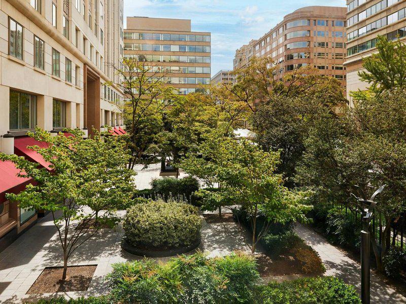 834DAE962425E5D1E1A8867ABA3B9ACA