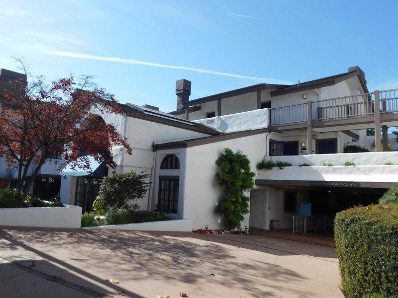 2EA2CA4CC84847BB47075654C8500104