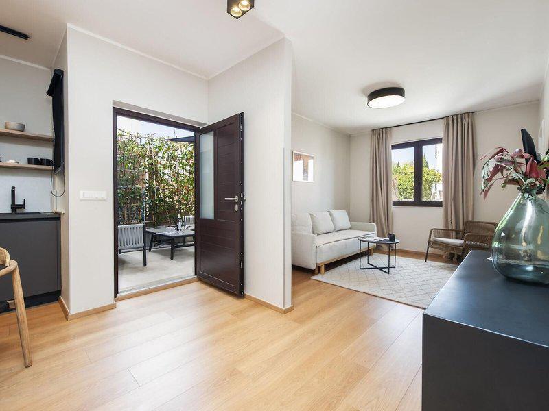 74842AD5CAD555C1FE89ACCC3C5F720F