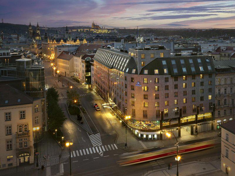 50F0540B5C854399FFE93DF6E8B75F17