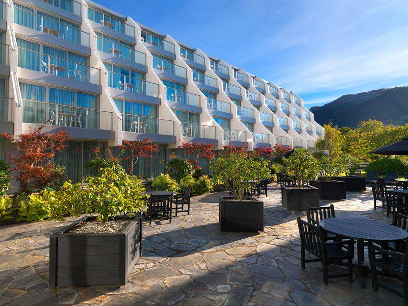 8E39B9F2D663E4326DB1E31F1A46AC78