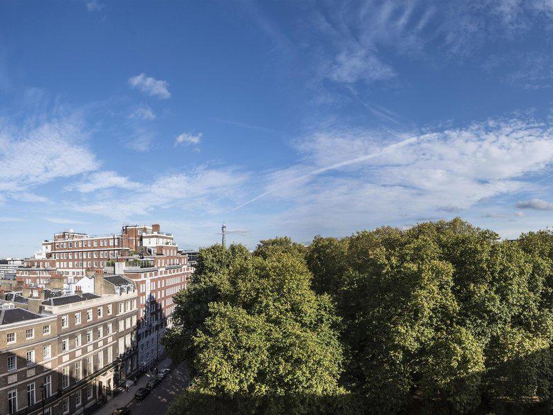 726965CEA006E0B94408A329BBE7BCEF