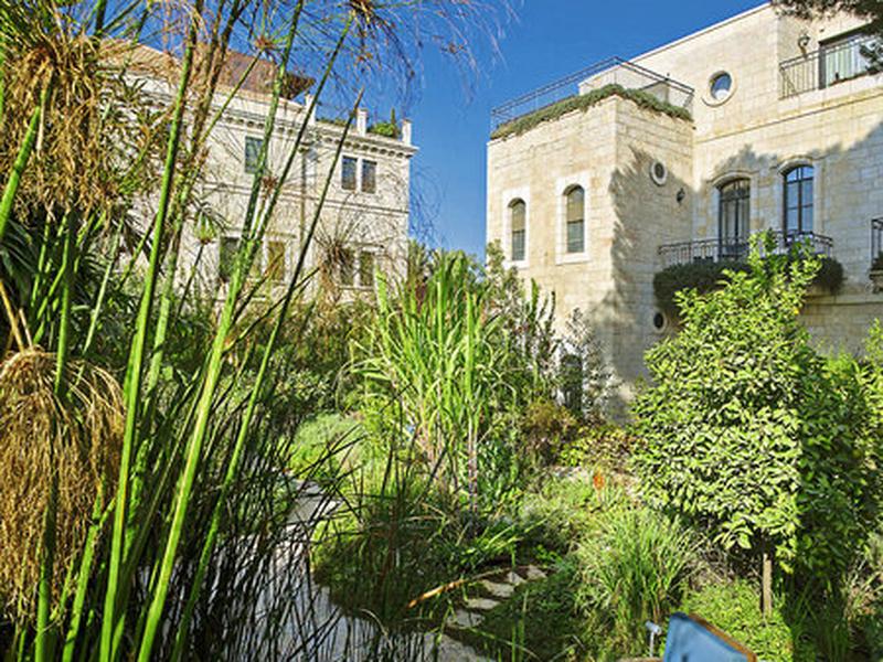 82C9BEF1249B25DCD761012FEBBBADC3