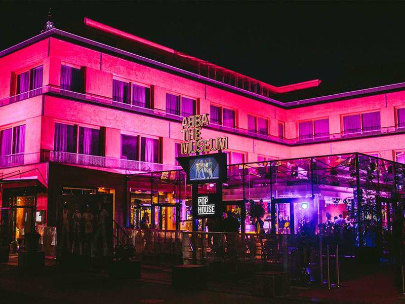 3DA46C601742532F255412E82CEA261E