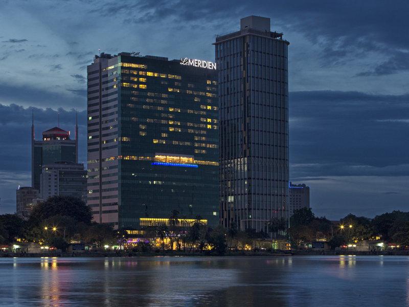 12D1F21B7ACB5536C5E9855F8B5453EC