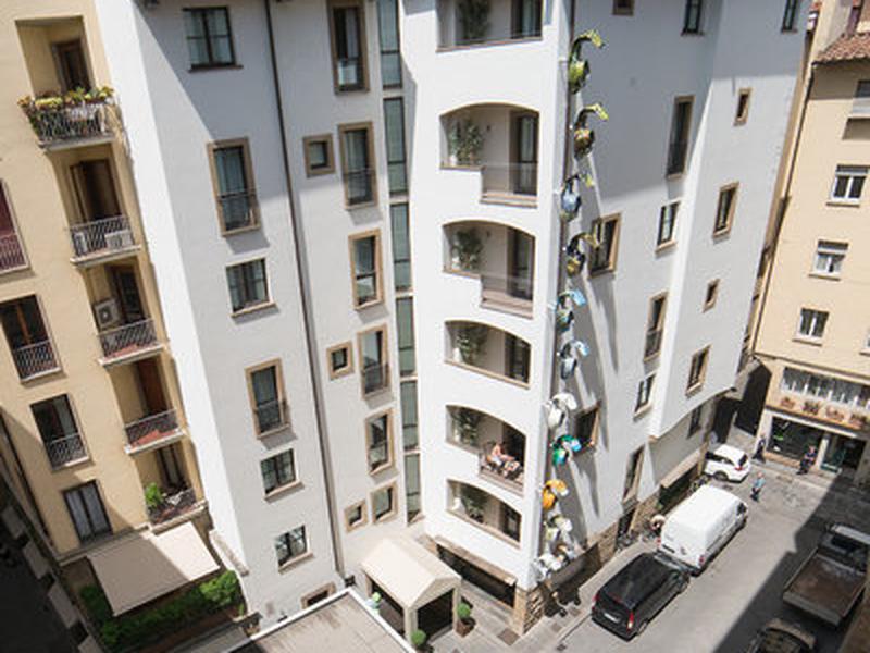 E9E6C0EF1D565F66B4CD6ADEDC305B2B