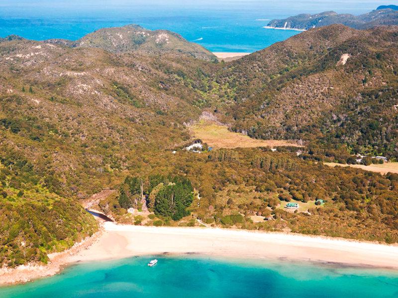 396445C837887A0BB8F4A92ADA070213