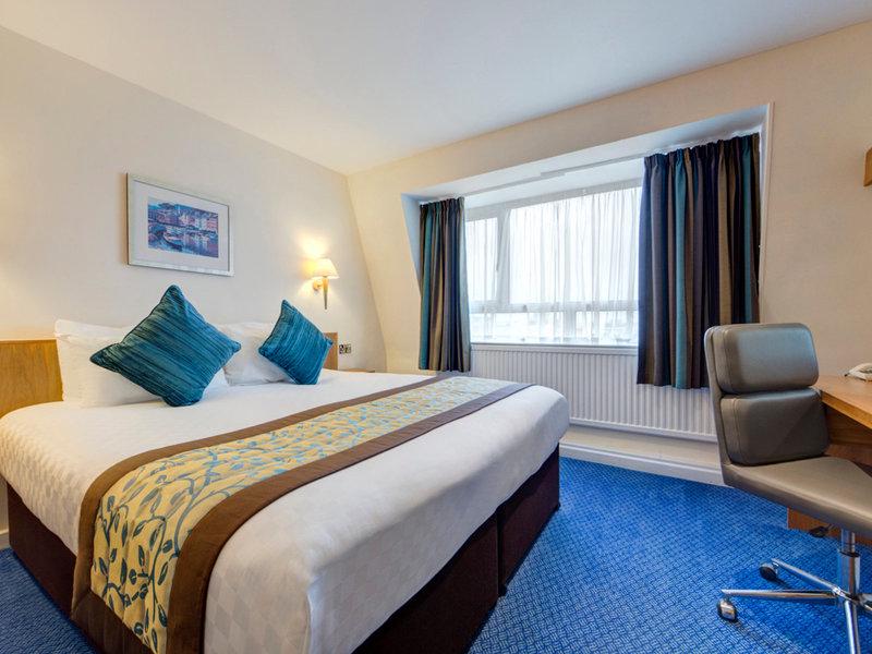 56A527A7D94D1A0DE4E024F3D6F58707