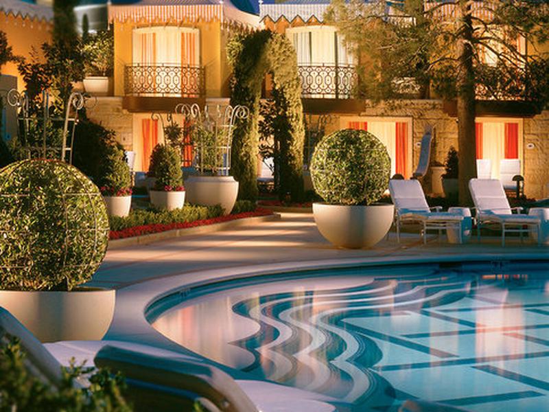 CB37AAF64E6593F2FA4D75C7D818B944