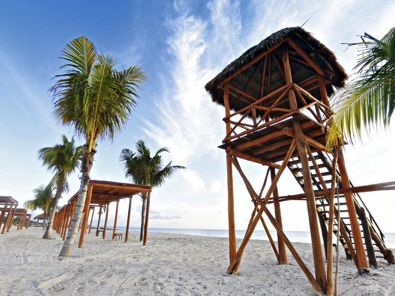 FB47F3A8BEAD4CA0E0546777990F8447