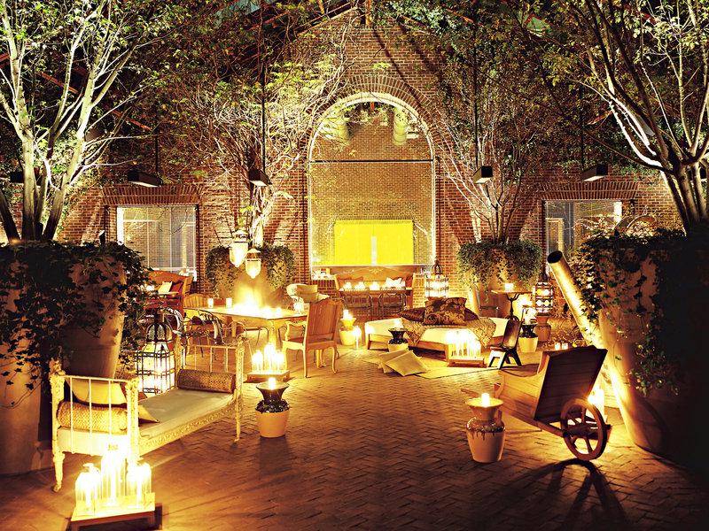 A1995DA6AE4DB440EE06A43EBA8ED869