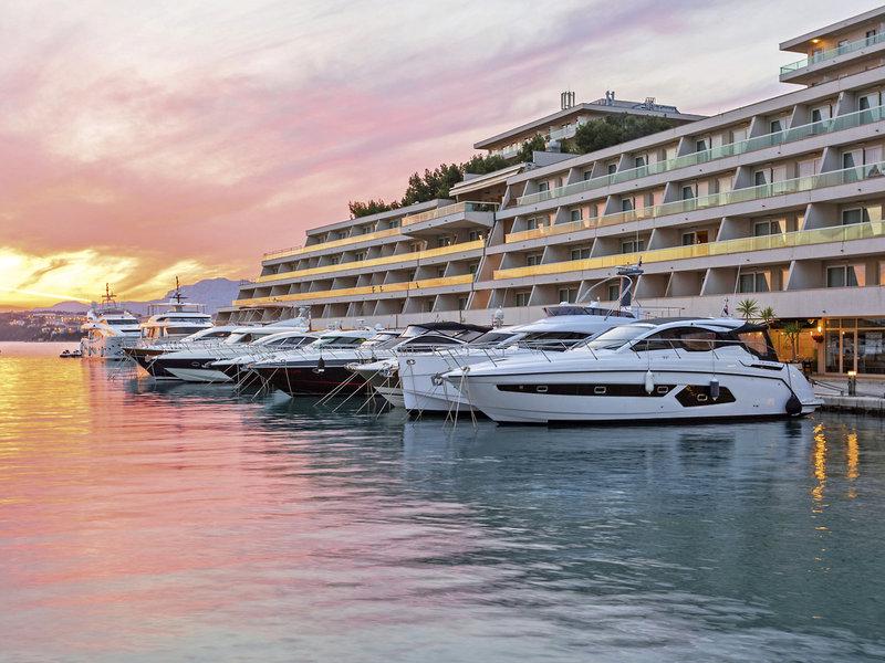 540312A35F245EFE2645738395CD83A9