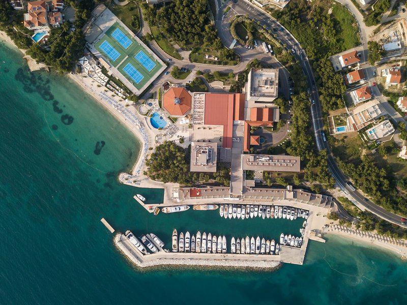 FA4857CC760AACC7D7D98DBDDB82E75A