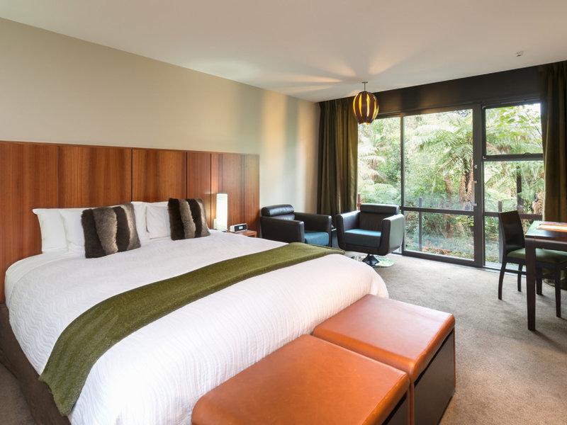 2170E141513A480944B395C9A05B621D